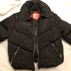 Cropped puffer jacket